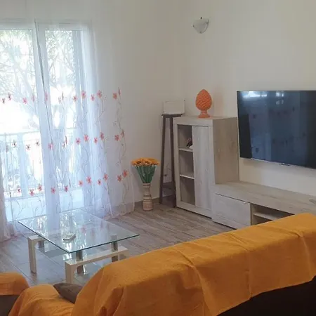 Il Girasole Apartment